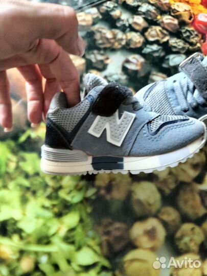 Кроссовки детские