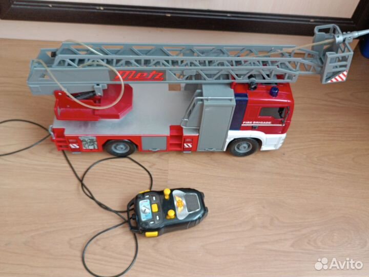 Пожарная машина на пульте управления