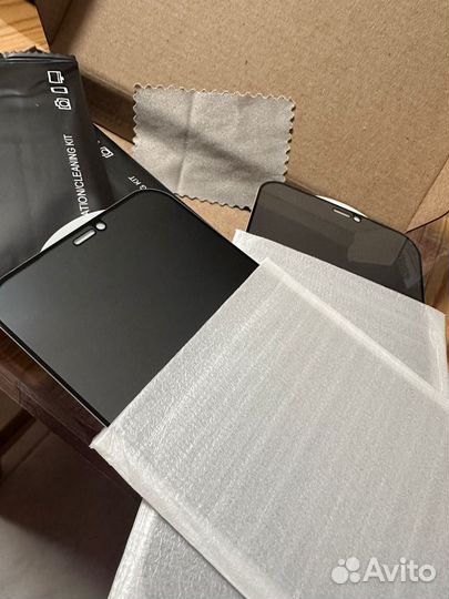 Защитные стекла iPhone 12 pro max