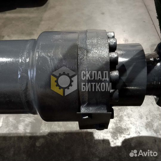 Гидроцилиндр рукояти Volvo EC380D