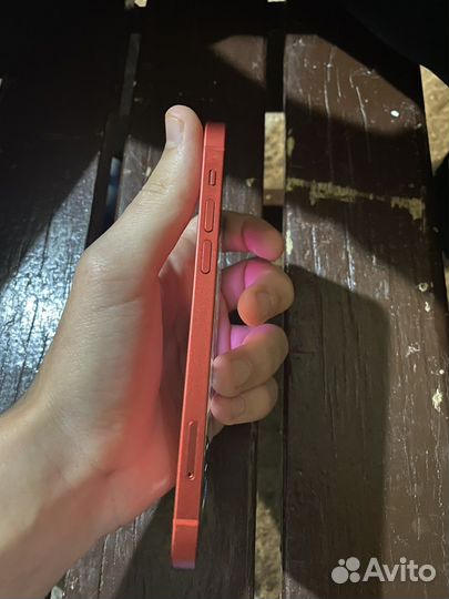 Телефон iPhone 12 64 gb