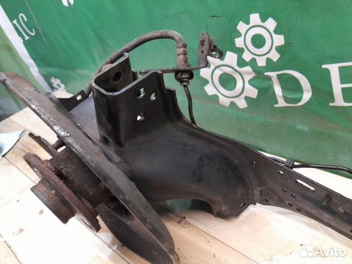 Ступица задняя правая Volvo S60 2