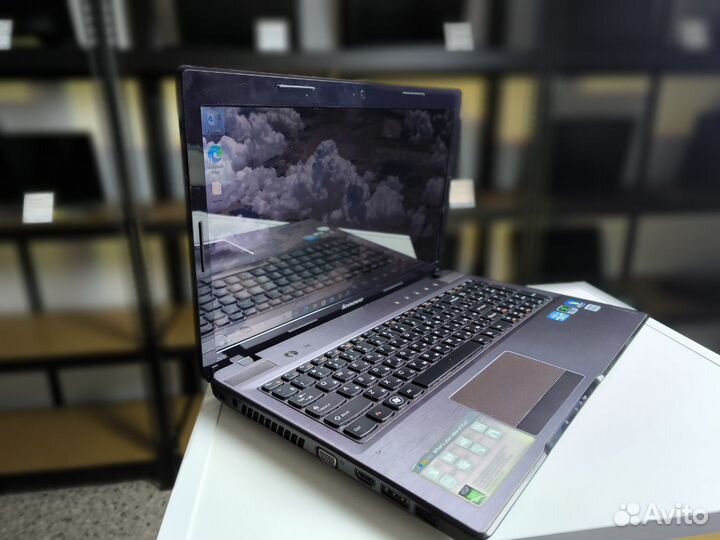 Игровой ноутбук lenovo: core I5-2430M/geforce GT 5