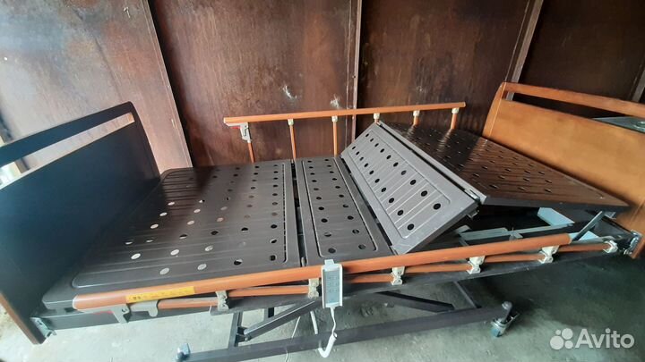 Кровать медицинская электрическая