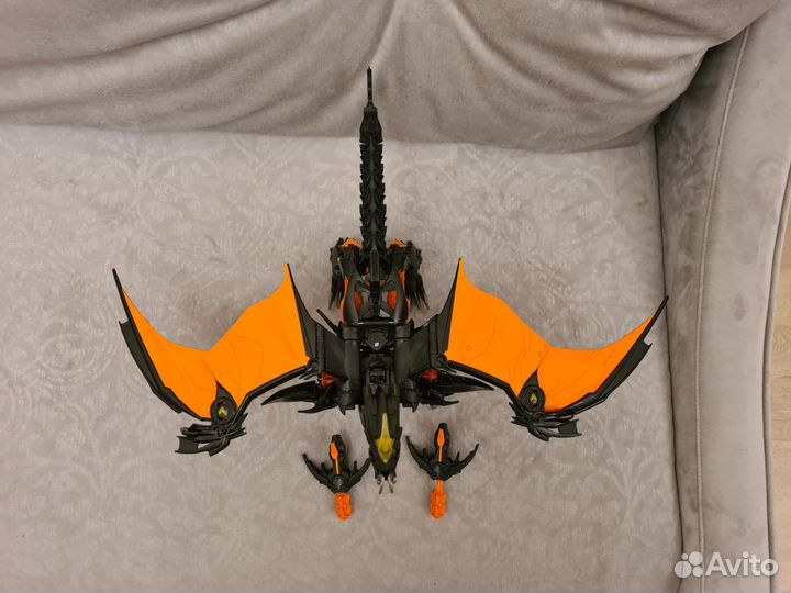 Predaking трансформер
