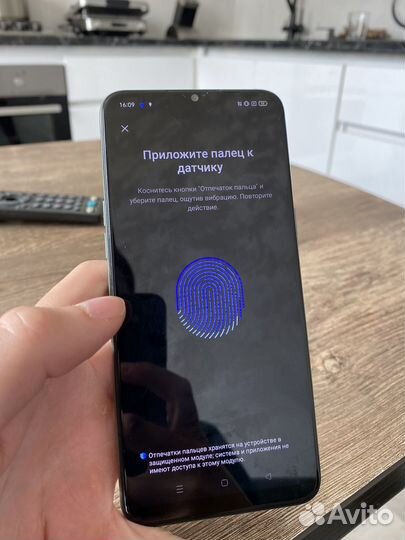 realme 6i, 4/128 ГБ