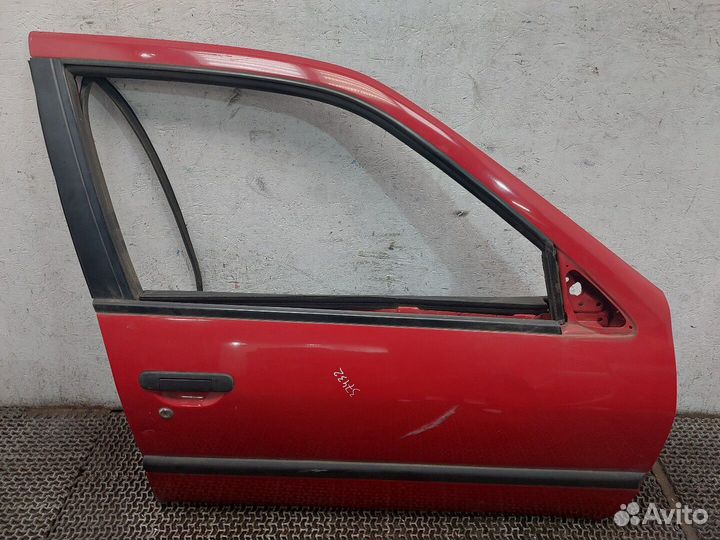 Дверь боковая Nissan Primera P10, 1992
