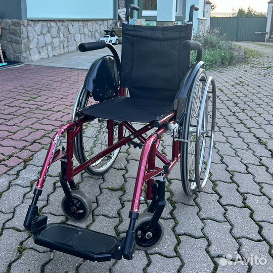 Инвалидная коляска Meyra