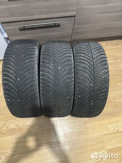 Goodyear Vector 4Seasons Gen-2 195/55 R15 S