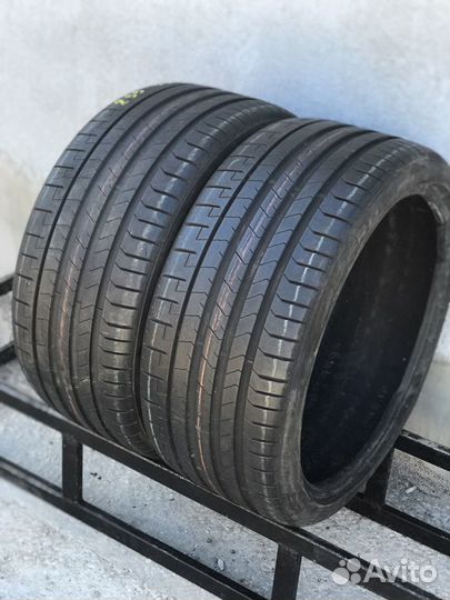 Pirelli P Zero 255/35 R20