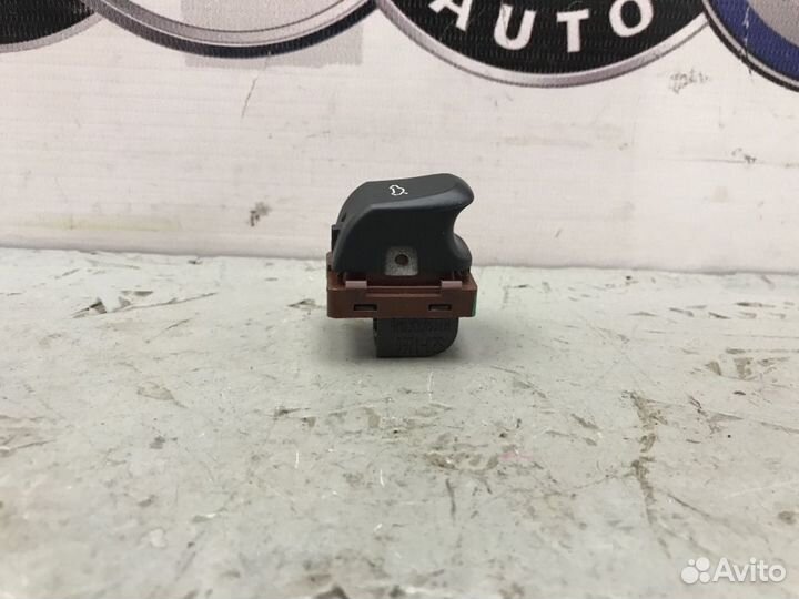 Кнопка открывания багажника Audi A6 С7 cgwb 2011