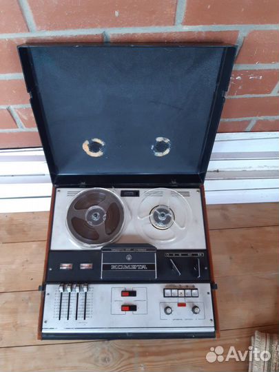 Катушечный магнитафон Комета модель 212 стерио