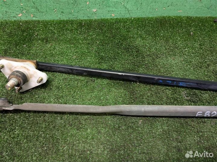 Трапеция стеклоочистителей Nissan Terrano 2 (R20)