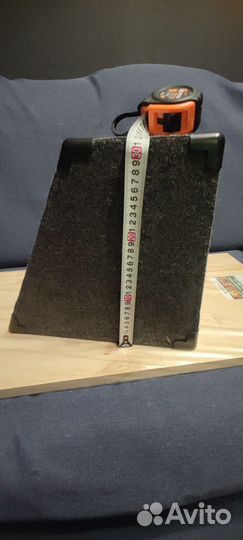 Небольшой короб для сабвуфера 10дюймов