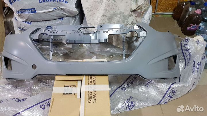 Бампер передний Hyundai ix35 (2010)