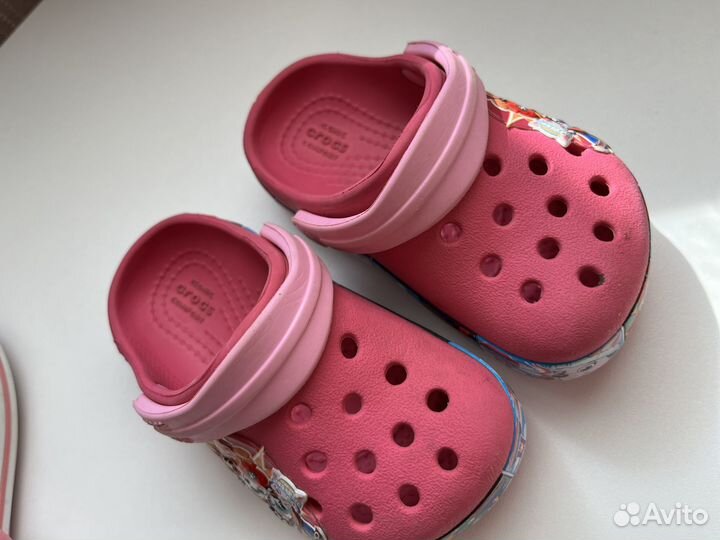 Сабо и сандалии crocs