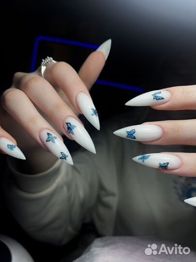 Маникюр и наращивание ногтей