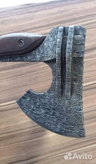 Топор Xaй-Teк