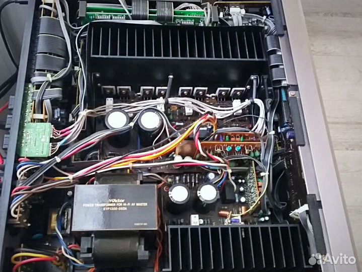 Victor AX-V909