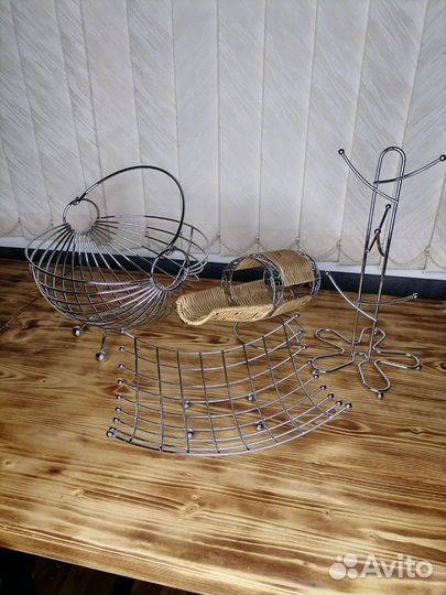 Подставка для бутылки вина.Вазы.Под-ка для кружек