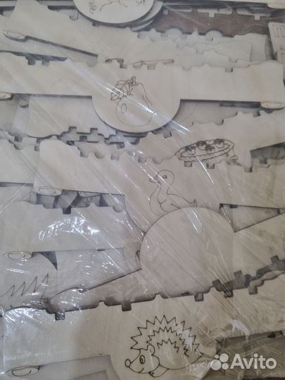 Занимательная азбука из дерева (раскраска)