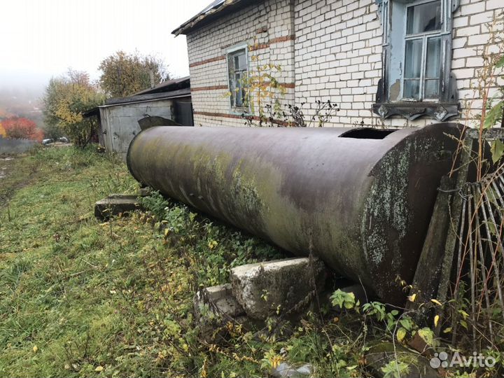 Емкость для воды. Труба