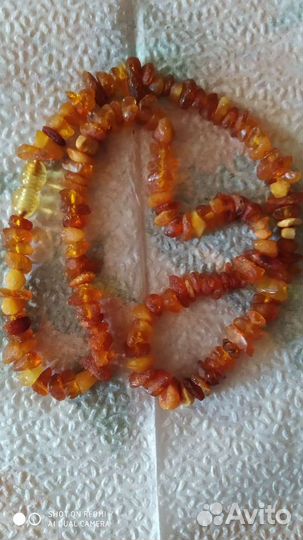 Янтарные бусы