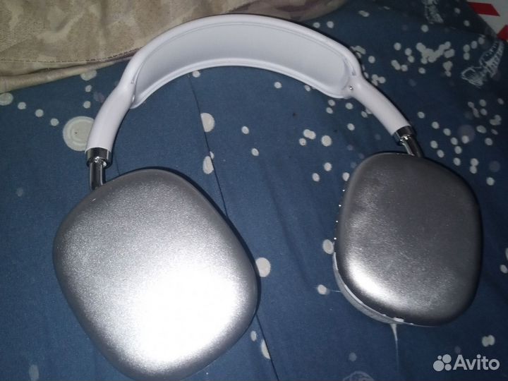 Беспроводные наушники