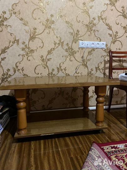Стол