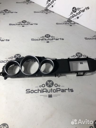 Накладка приборной панели Mercedes C-Class W204