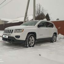 Jeep Compass 2.4 CVT, 2012, 112 000 км, с пробегом, цена 900 000 руб.