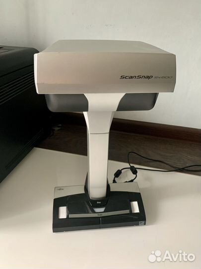Сканер документов Fujitsu ScanSnap SV600