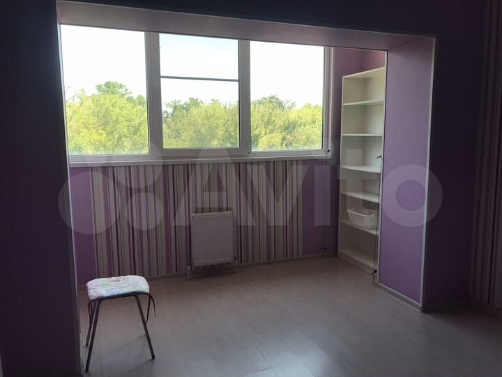 1-к. квартира, 52 м², 3/3 эт.