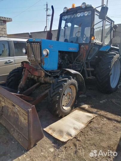 Услуги трактора Бара