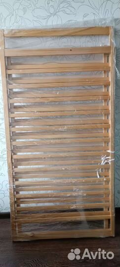 Детская кроватка с продольным маятником