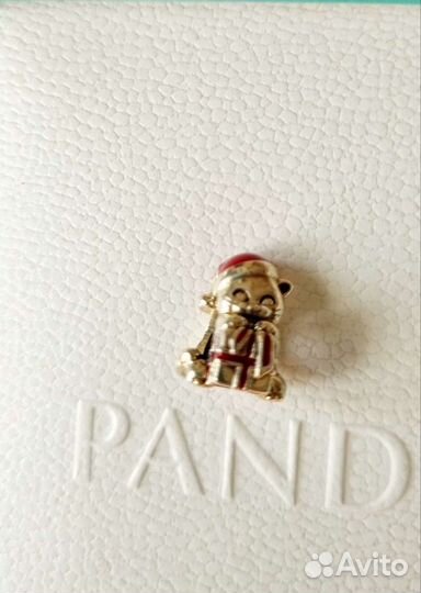 Браслеты и шармы Pandora