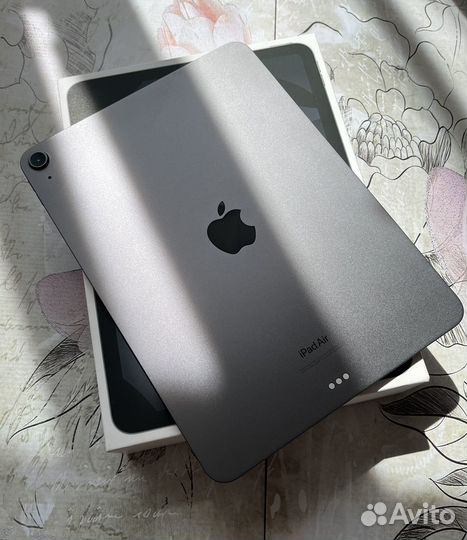 iPad Air 5 2022g 64gb