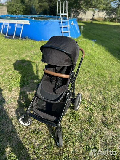 Коляска для погодок