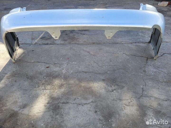 Бампер задний на Mazda MPV