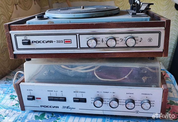 Проигрыватель винила СССР