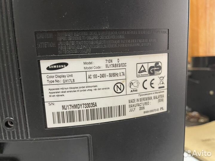 Монитор Samsung