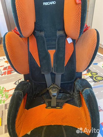 Автокресло recaro