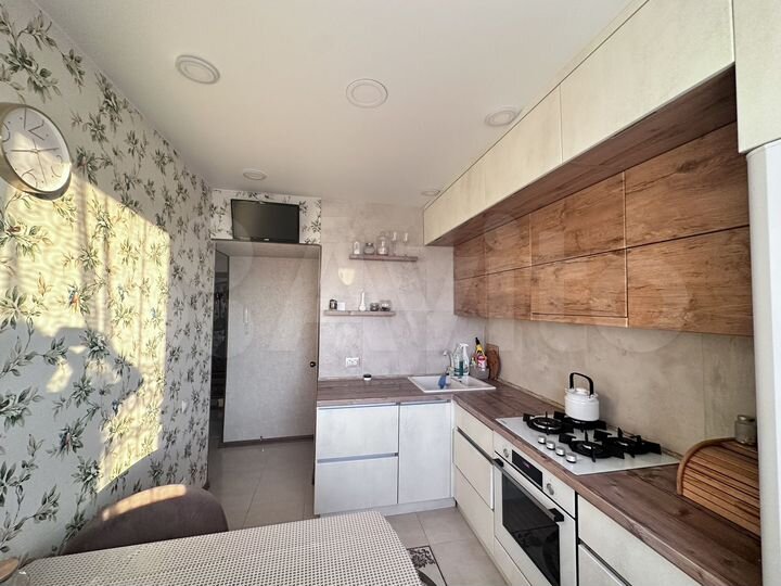 3-к. квартира, 62 м², 9/9 эт.