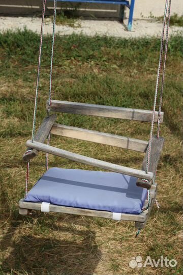 Качели для малыша до года
