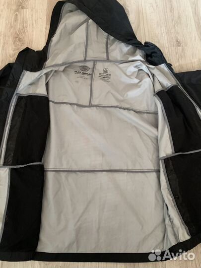 Ветровка Pull&Bear