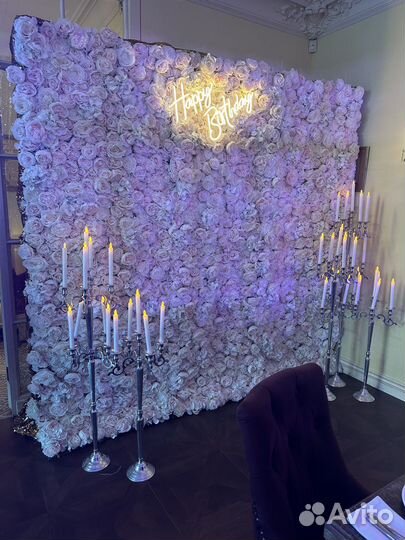 Цветочная стена в аренду фотозона