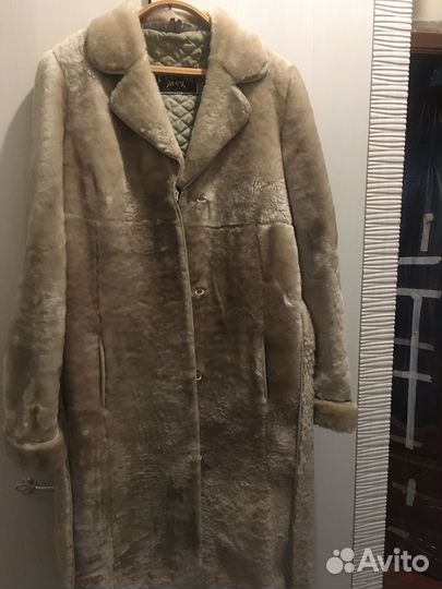 Шуба мутоновая 46 размер