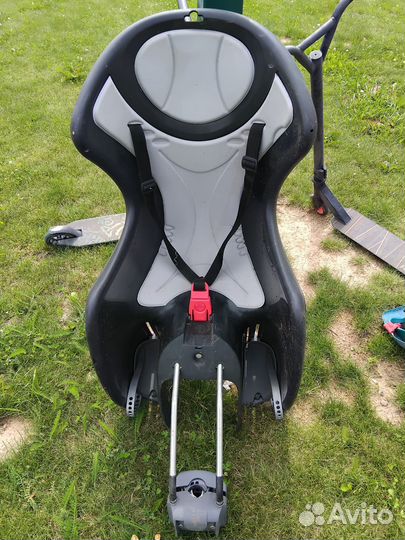Детское кресло на багажник велосипеда