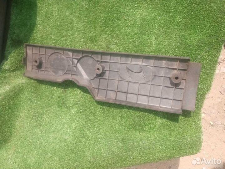 Крышка декоративная Hyundai Accent 2006