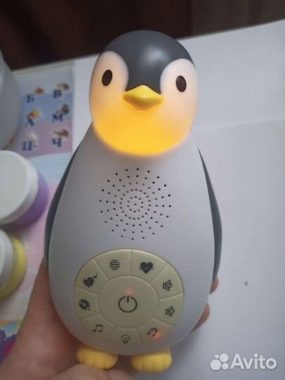 Музыкальный пингвин-колонка-ночник. zuzu